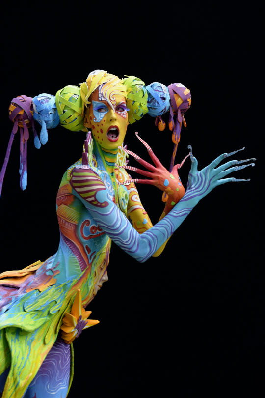 Beautiful body painting using the body as a canvas - Trendy Art Ideas