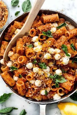 Pasta with Tomato Pesto and Garlicky Breadcrumbs
