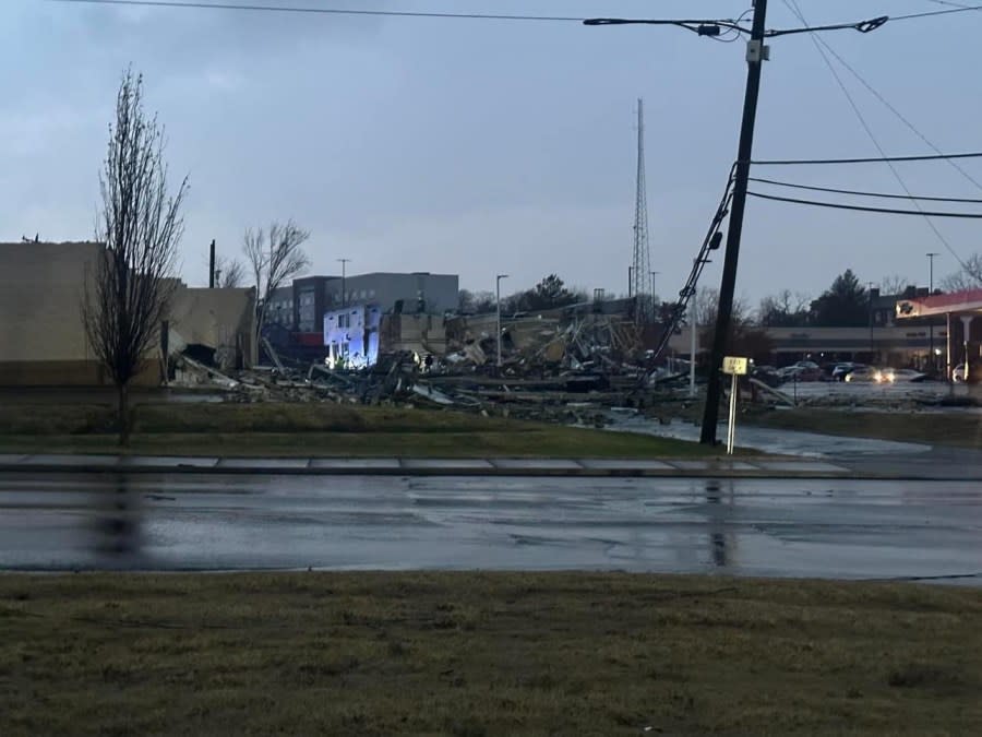 Springfield tornado damage