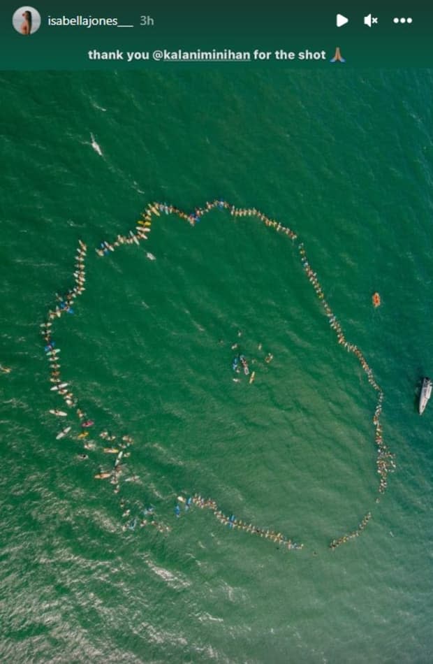 Friends and family paddled out to honor Jones. <p><a href="https://www.instagram.com/isabellajones___/" rel="nofollow noopener" target="_blank" data-ylk="slk:Kalani Minihan;elm:context_link;itc:0;sec:content-canvas" class="link ">Kalani Minihan</a></p>