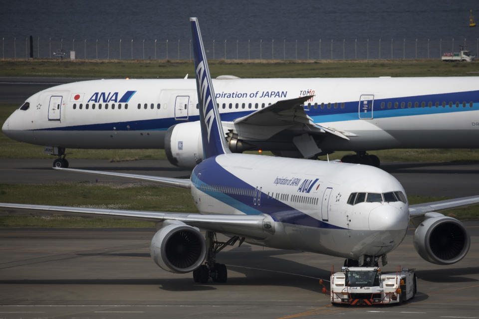 La tercera mejor compañía aérea del mundo es la japonesa ANA All Nippon Airways, la más importante de su país con unas 200 rutas nacionales e internacionales. Skytrax le otorgó también los premios a la mejor clase <em>business</em> de Asia. (Foto: Tomohiro Ohsumi / Getty Images).