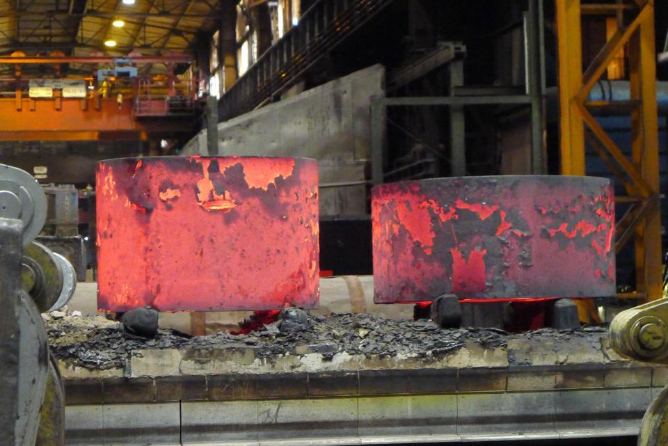 RICHARD SERRA. Forging of two rounds for a Serra sculpture, Buderus Edelstahl, Wetzlar, Germany, March 2019.