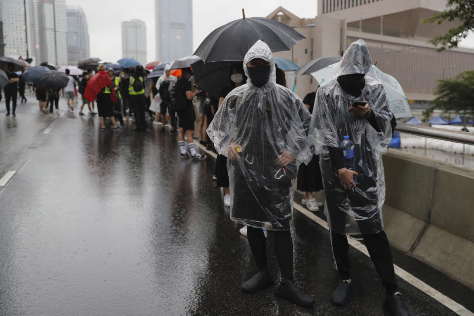 Cientos de miles toman las calles de Hong Kong