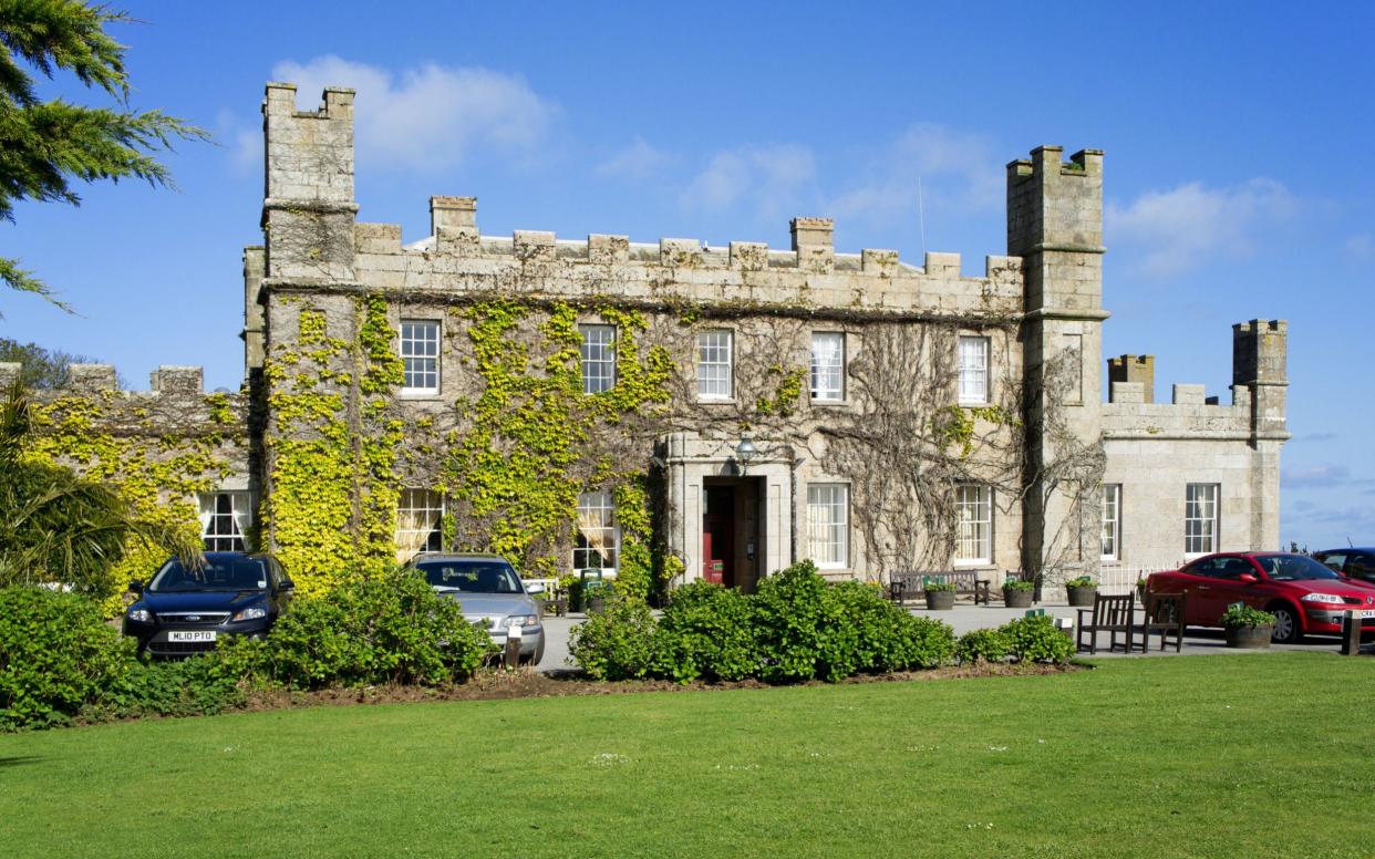 The Tregenna Castle Hotel, where fighting broke out during a dinner dance held by West Cornwall Golf Club - www.alamy.com