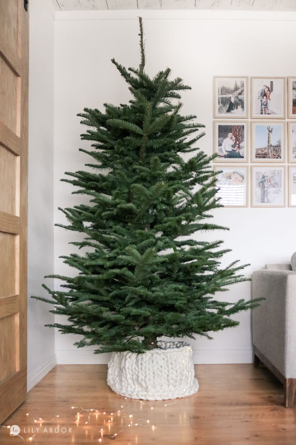 Knit Christmas Tree Stand Collar