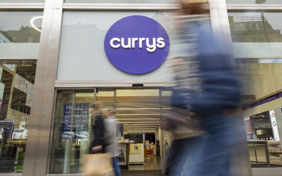 Currys expects profits to fall after shrugging off takeover interest