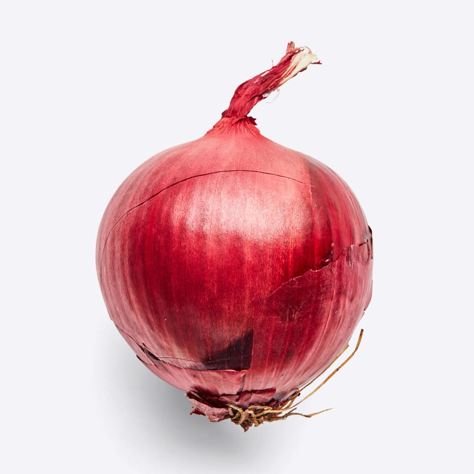 Hello, red onion.