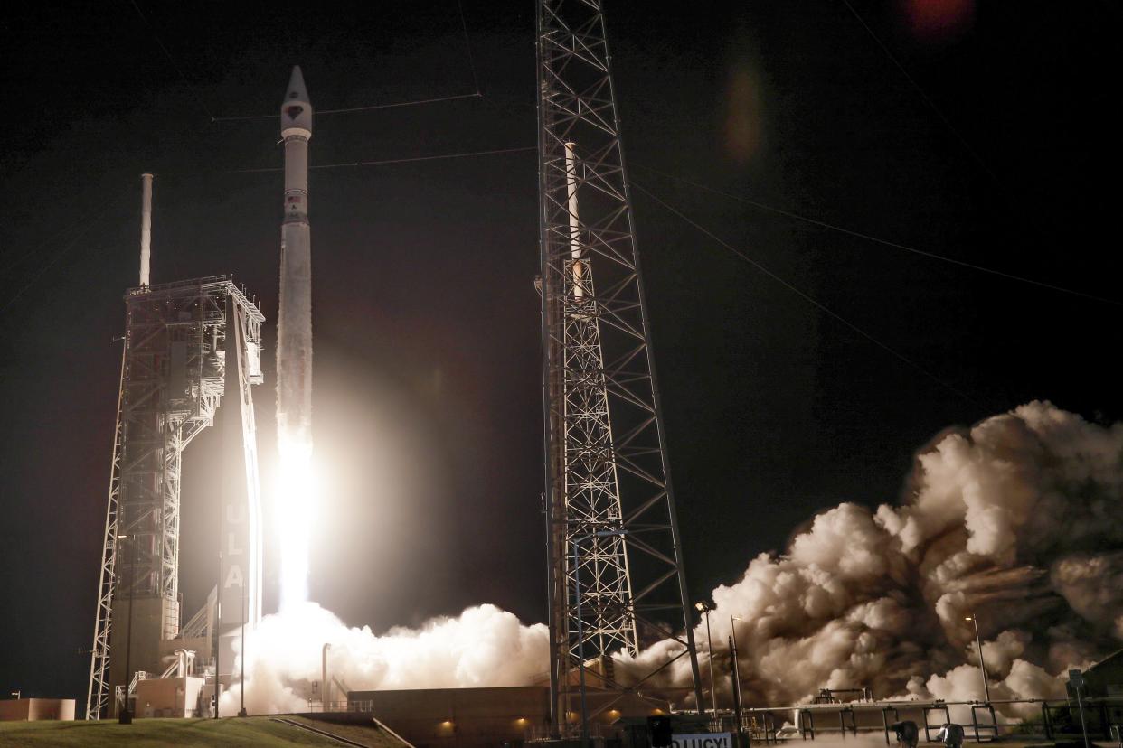 A United Launch Alliance Atlas V rocket carrying the Lucy spacecraft lifts off from Launch Complex 41 at Cape Canaveral on Saturday.