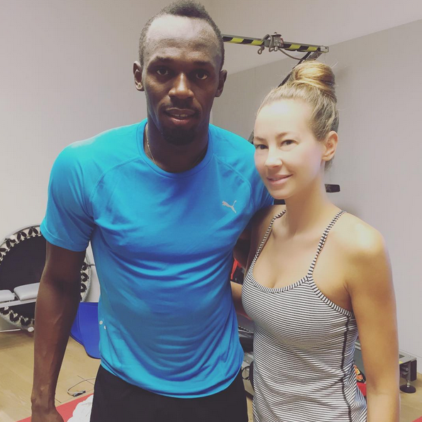 <p>Kennen Sie die hübsche Blondine an der Seite von Sprint-Superstar Usain Bolt? Wir mussten zweimal hinsehen, bis wir die ungeschminkte Alessandra Meyer Wölden auf diesem Foto erkannt haben. Die Ex-Frau von Oliver Pocher postete das Bild auf Instagram mit den Worten: “My gym partner for the day” (Instagram.com/Ameyerw)<br></p>