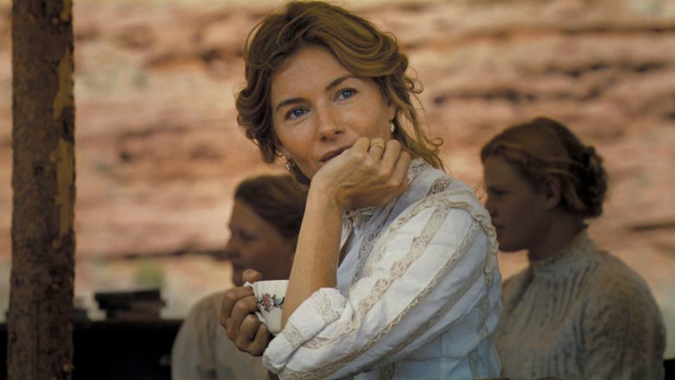 Sienna Miller in Horizon: An American Saga