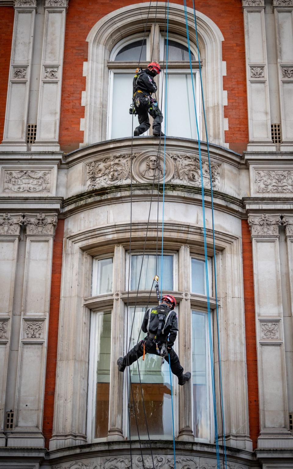 The special forces veterans block the squatters from getting out of the windows - James Linsell-Clark/SWNS