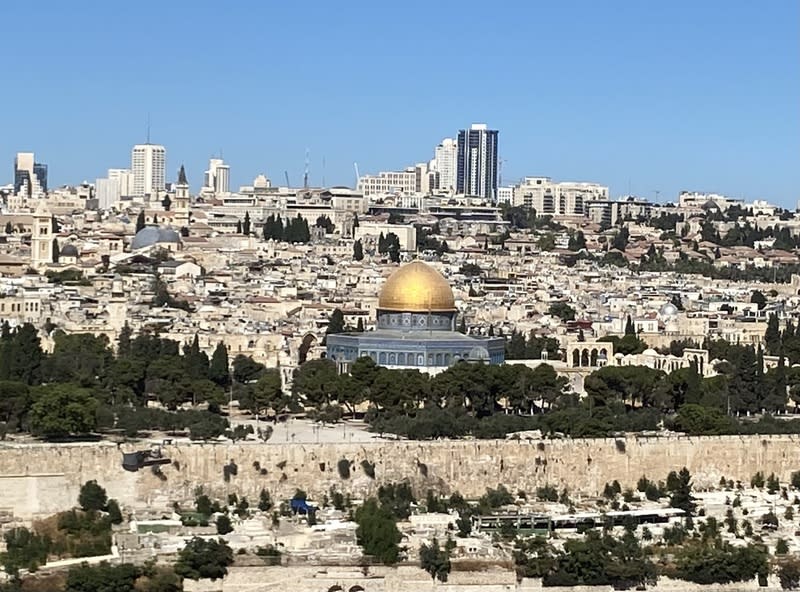 耶路撒冷阿克薩清真寺 圖為耶路撒冷舊城，正中黃金圓頂建築為阿克薩清真 寺（Al-Aqsa Mosque）大庭院內的圓頂清真寺（the  Dome of Rock），攝於2022年9月11日。     中央社記者賴素芬耶路撒冷攝  113年2月25日 