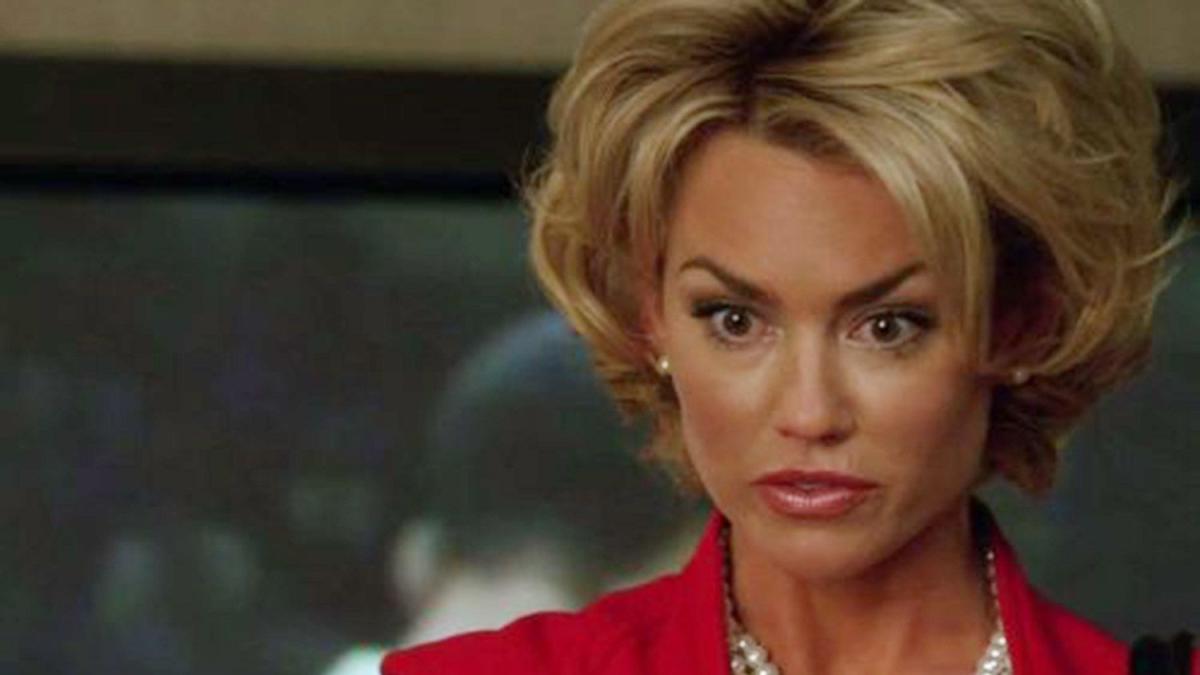 Nip/Tuck star reveals she gave up on acting to support her