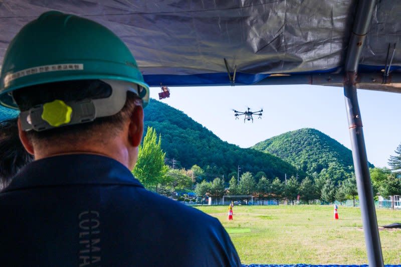 An instructor demonstrates drone flying at Assetta. Photo by Thomas Maresca/UPI