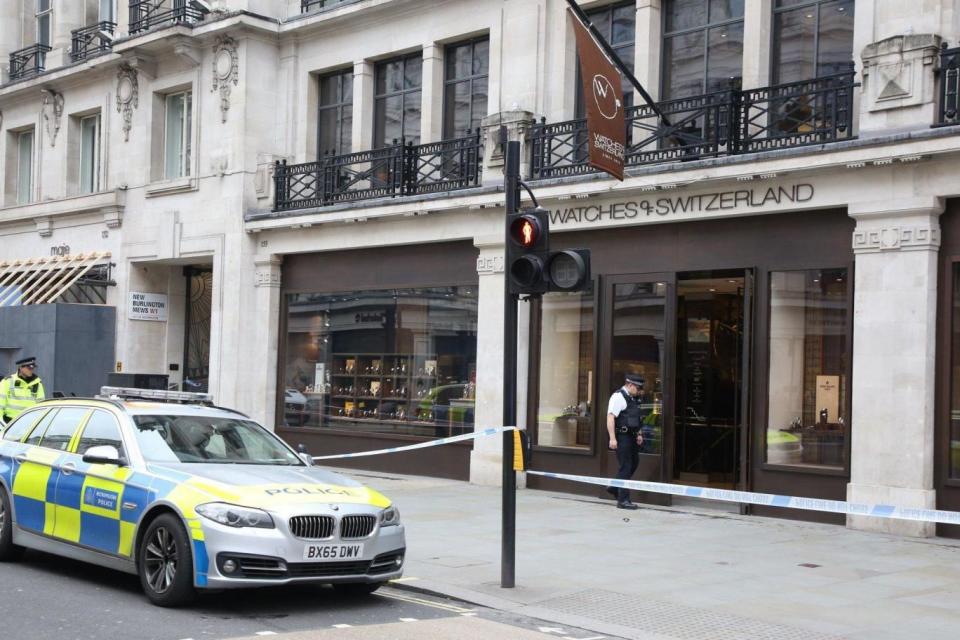 Regent Street raid: Police remain at the scene (Melisa Tokel)