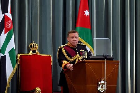 Jordan's King Abdullah speaks during the opening of the first ordinary session of 18th Parliament in Amman, Jordan November 7, 2016. REUTERS/Muhammad Hamed/Files