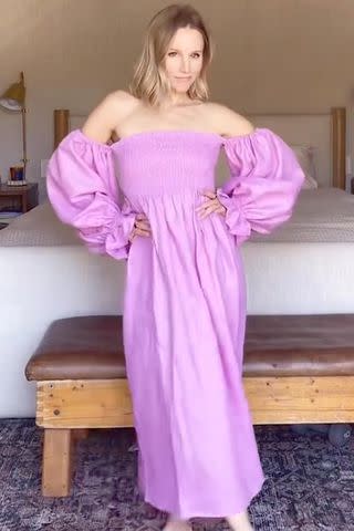 <p>Instagram</p> Kristen Bell poses in her bedroom