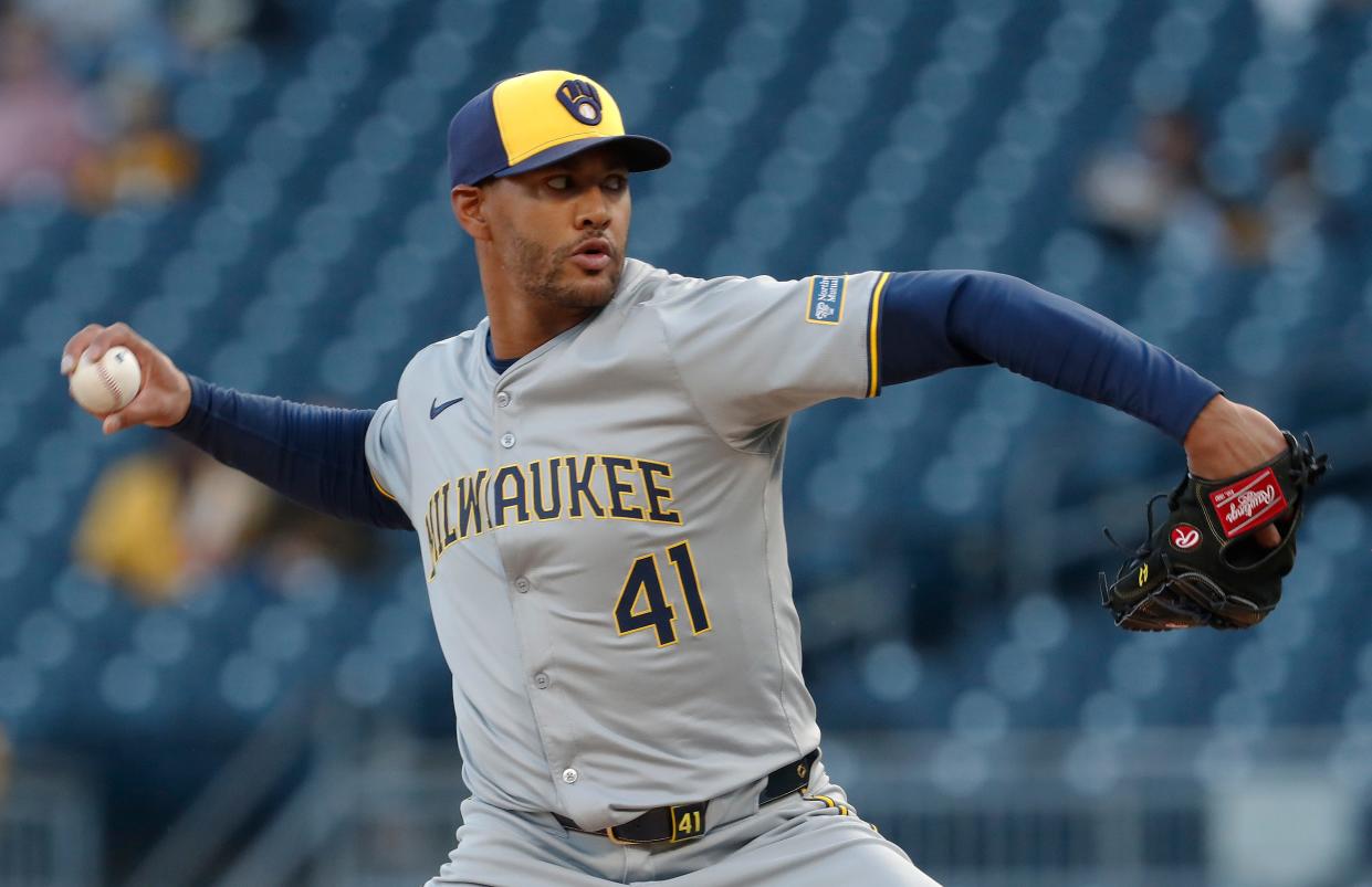 Apr 22, 2024; Pittsburgh, Pennsylvania, USA; Milwaukee Brewers starting pitcher Joe Ross (41) delivers a pitch against he Pittsburgh Pirates during the first inning at PNC Park. Mandatory Credit: Charles LeClaire-USA TODAY Sports