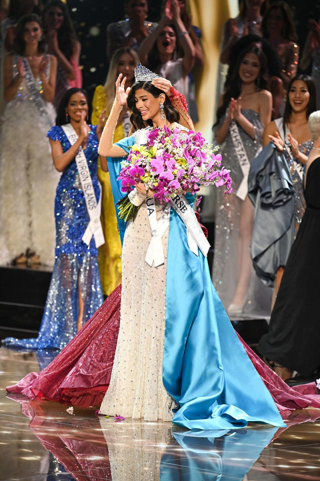 Miss Universe 2023 Winner Sheynnis Palacios Secures Crown in Nicaraguan  Flag-inspired Gown