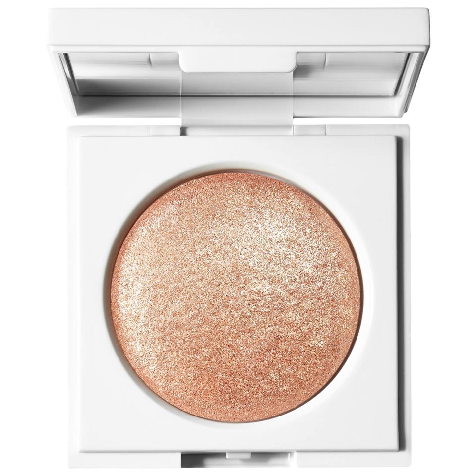 <p><a href="https://go.redirectingat.com?id=74968X1596630&url=https%3A%2F%2Fwww.sephora.com%2Fproduct%2Fmakeup-by-mario-master-crystal-reflector-tm-P33257988&sref=https%3A%2F%2F" rel="nofollow noopener" target="_blank" data-ylk="slk:Shop Now;elm:context_link;itc:0;sec:content-canvas" class="link ">Shop Now</a></p><p>Master Crystal Reflector</p><p>sephora.com</p><p>$24.00</p>