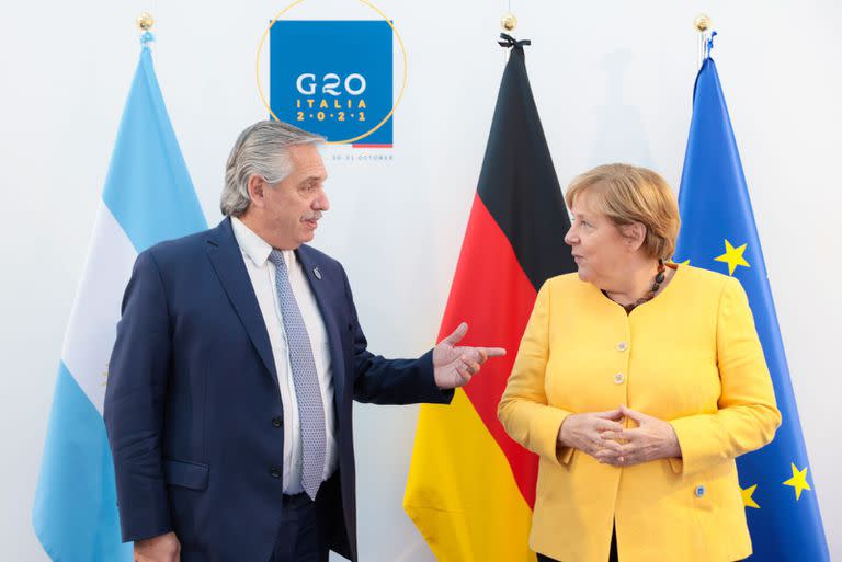 el presidente Alberto Fernandez y Angela Merkel