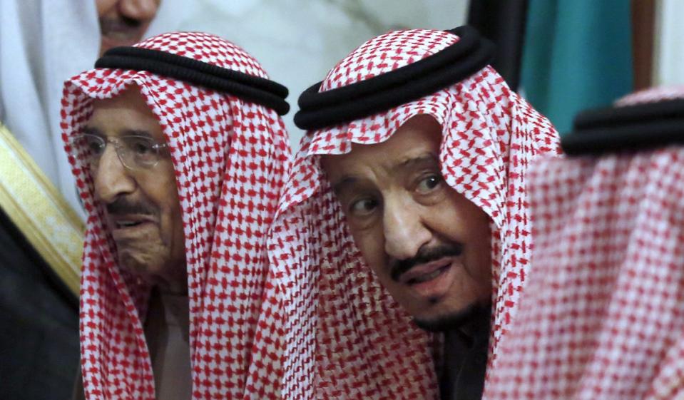 <span class="caption">Saudi King Salman accompanies Kuwait's emir, Sheikh Sabah Al Ahmad Al Sabah, left, during the 40th Gulf Cooperation Council Summit in Riyadh, Saudi Arabia, in December 2019.</span> <span class="attribution"><span class="source">(AP Photo/Amr Nabil)</span></span>