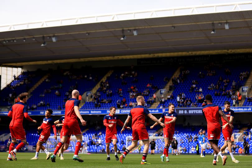 Middlesbrough players warm up