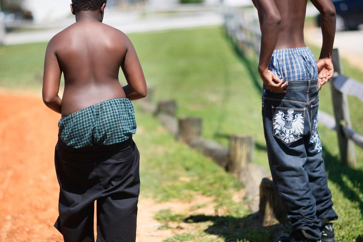 Florida city reverses ban on sagging pants after accusations it targeted  Black men