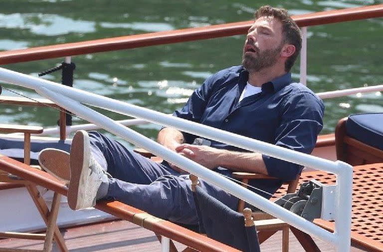 In fraganti: la siesta de Ben Affleck, la cita que Leo DiCaprio quiso ocultar y las mejores fotos “robadas” por los paparazzi en 2022