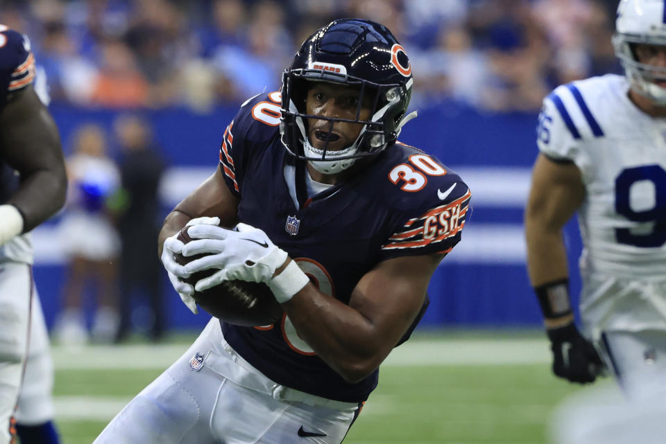 INDIANAPOLIS, INDIANA – AUGUST 19: Roschon Johnson #30 of the Chicago Bears runs the ball during the second quarter of the preseason game against the Indianapolis Colts at Lucas Oil Stadium on August 19, 2023 in Indianapolis, Indiana. (Photo by Justin Casterline/Getty Images) ORG XMIT: 775992225 ORIG FILE ID: 1626214883