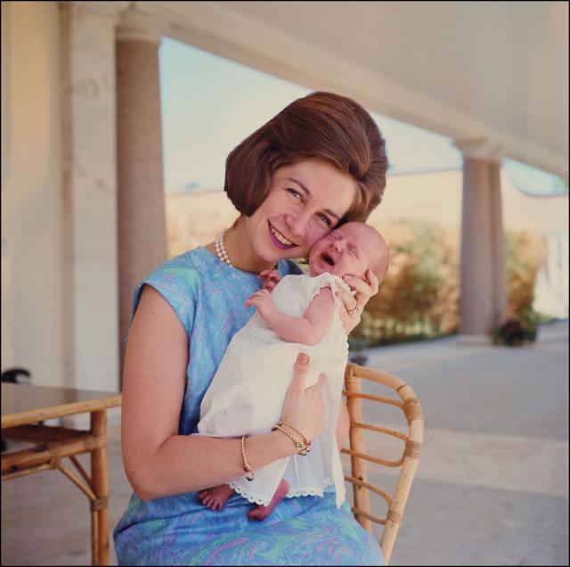 Queen Sofia of Spain, Princess Elena of Spain at the Congress