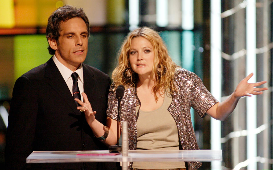 Actor Ben Stiller and actress Drew Barrymore present an award at the
2003 MTV Video Music Awards at Radio City Music Hall in New York,
August 28, 2003. REUTERS/Win Mcnamee HIGH RESOLUTION FILE PP03080097

JC