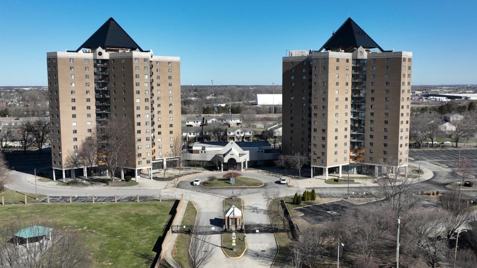 Feb 2 9, 2024; Columbus, Ohio, USA; The Latitude Five25 apartments are empty since Columbus deemed them unsafe due to lack of electricity and heat, pipes bursting and nonworking elevators. The evacuation came decades after the city used eminent domain to destroy homes and businesses for the construction of the towers as public housing for low-income families in the Mt. Vernon Ave area. The early 1960s destruction of the community displaced hundreds of families, most of whom were Black.