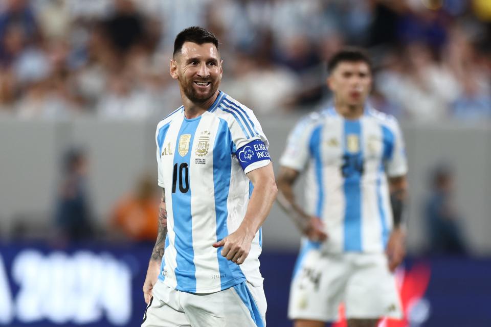 EAST RUTHERFORD, NEW JERSEY - JUNE 25: Lionel Messi of Argentina gestures during the CONMEBOL Copa America 2024 match between Chile and Argentina at MetLife Stadium on June 25, 2024 in East Rutherford, New Jersey. (Photo by Tim Nwachukwu/Getty Images)