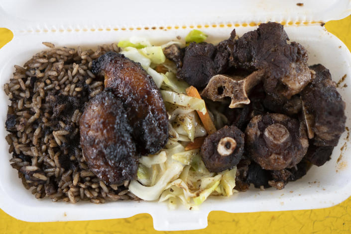Locals, tourists and A-listers alike come to Tony&#39;s Jamaican Food for his incredible oxtail. (Tiara Chiaramonte)