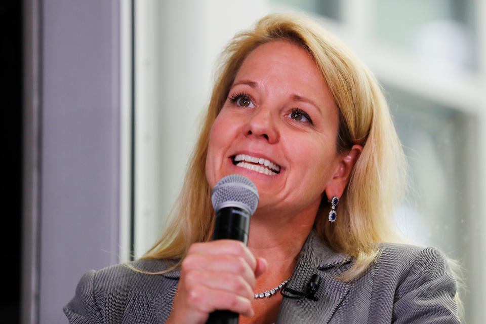 Gwynne Shotwell, presidenta y directora de operaciones de SpaceX, en Hawthorne, California, EE.UU., el 13 de agosto de 2018. REUTERS/Mike Blake