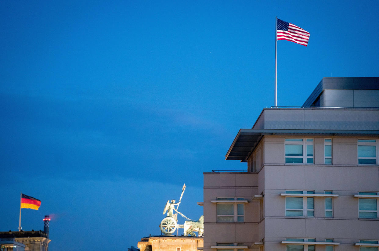 The United States embassy in Berlin next to the Brandenburg Gate and the Reichstag building.  (Kay Nietfeld / Kay Nietfeld/picture-alliance/dp file)