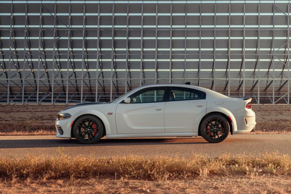 View 2020 Dodge Charger SRT Hellcat / Scat Pack Widebody Photos