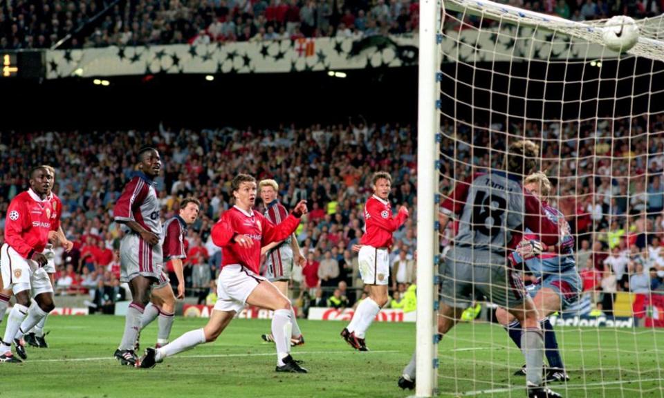 Ole Gunnar Solskjær scores Manchester United’s winner in the Champions League final against Bayern Munich in 1999