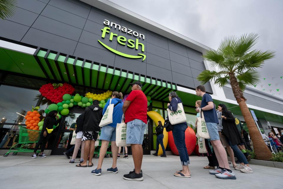 People lining up outside an Amazon Fresh store in Pasadena, CA