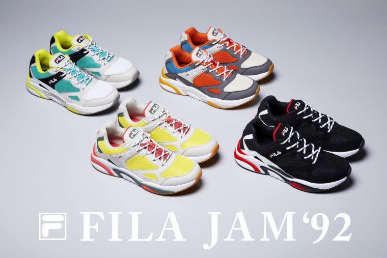 FILA JAM ‘92，共有四個從復古元素中所精選出的摩登配色。官方提供