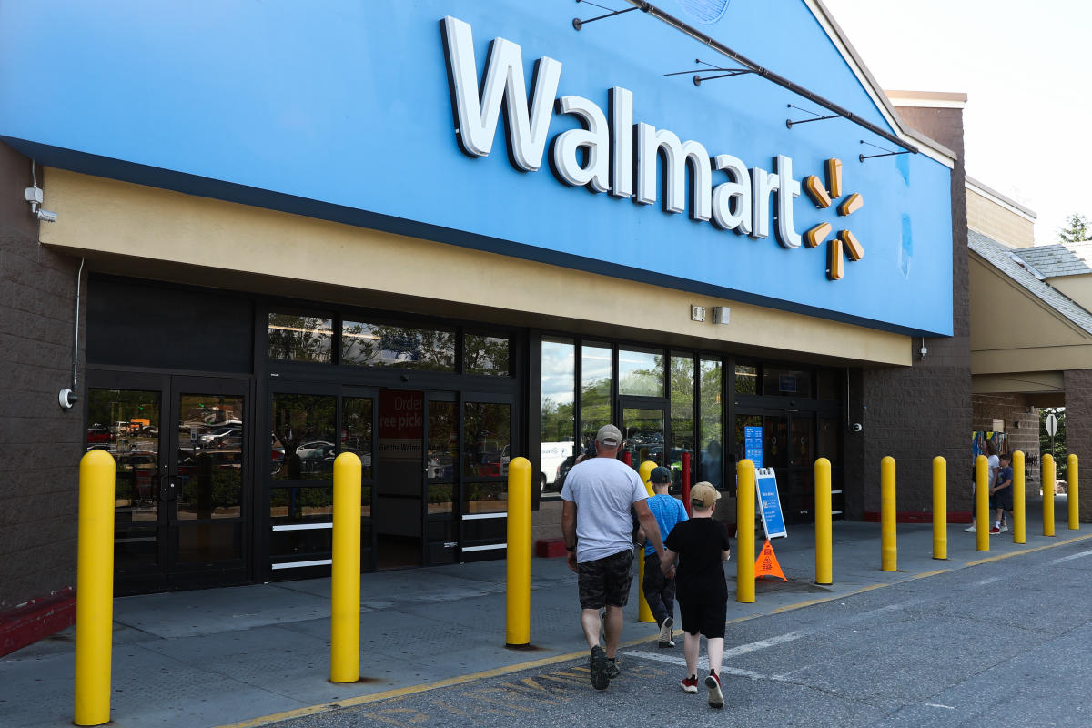 Walmart Earnings: Full-Year Outlook Lifted as Quarterly Sales Surge - WSJ