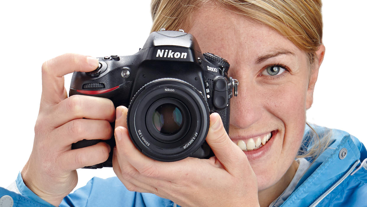 DCW contributor Claire Gillo holding a Nikon D800 