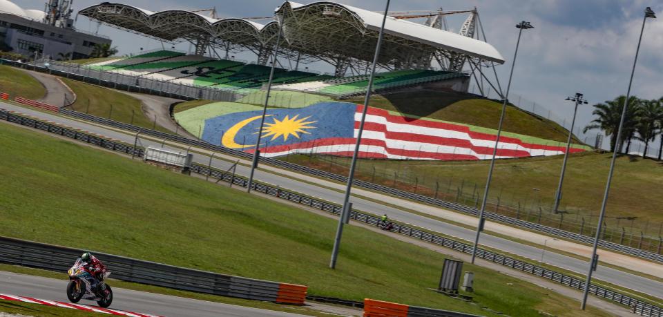 Fim_Ewc_8h_Sepang_2019_GERT 56 By GS Yuasa, Kerschbaumer Stefan, Glockner Lucy, Bijsterbosch Pepijn, BMW S 1000 RR, Superstock