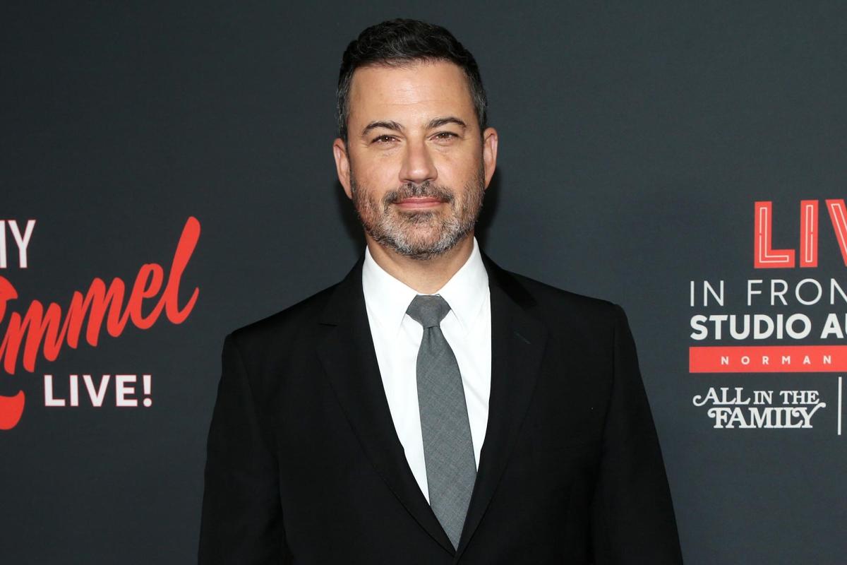 Jimmy Kimmel apologizes for blackface impression of NBA star Karl Malone