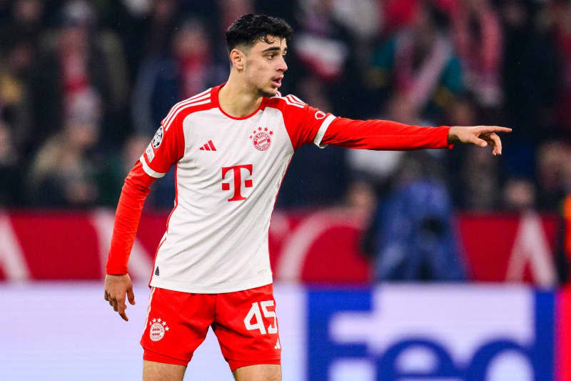 Bayern Munich's Aleksandar Pavlovic reacts during the UEFA Champions League round of 16 second leg soccer match between FC Bayern Munich and S.S. Lazio at Allianz Arena. Tom Weller/dpa