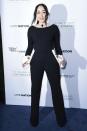 <p>Mileys kleine Schwester hob sich in einem schwarzen Jumpsuit von Greta Constantine von der Masse ab.<br>[Bild: AP] </p>