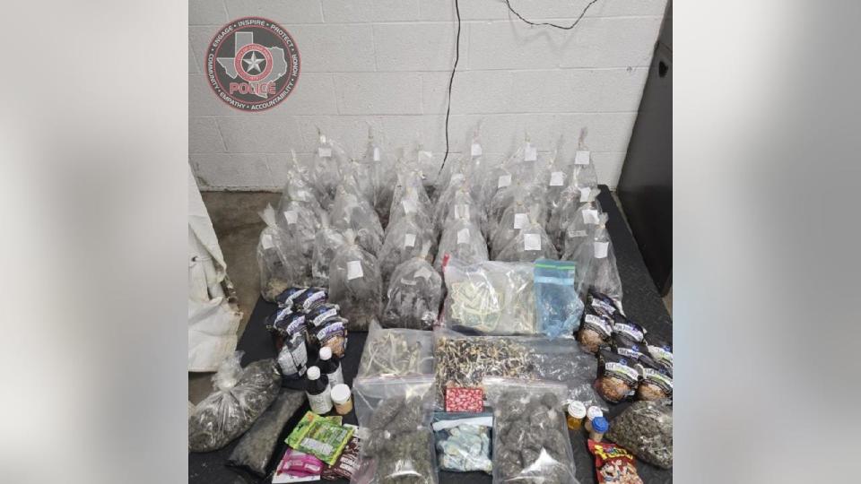 <div>Items seized from a home in Georgia where 20 gang members were arrested.</div> <strong>(Cedar Park Police Department)</strong>