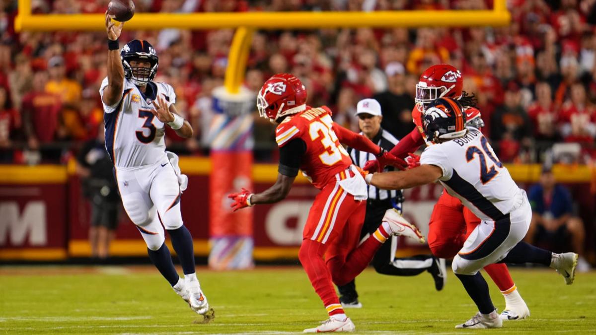 Denver Broncos season teeters after loss to Kansas City Chiefs