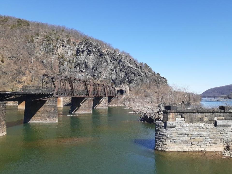 Maryland Heights Trail